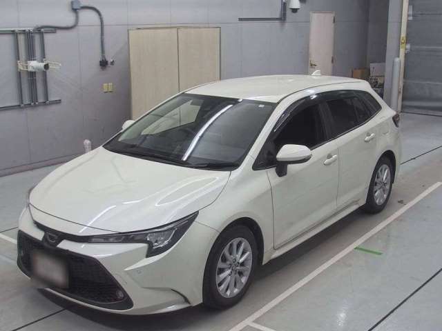 33144 TOYOTA COROLLA TOURING ZRE212W 2020 г. (CAA Chubu)